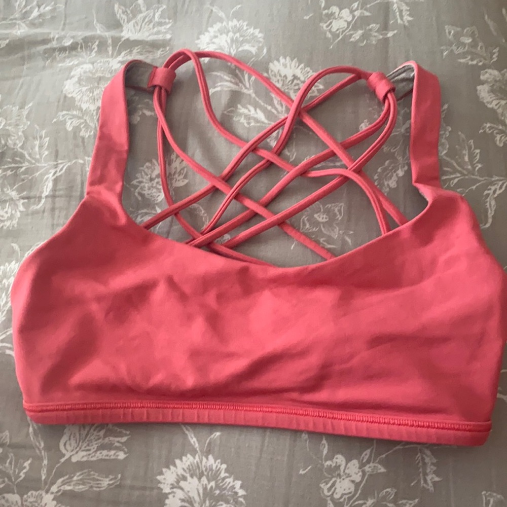 Lulu Lemon size 4 Free to be Wild Bra